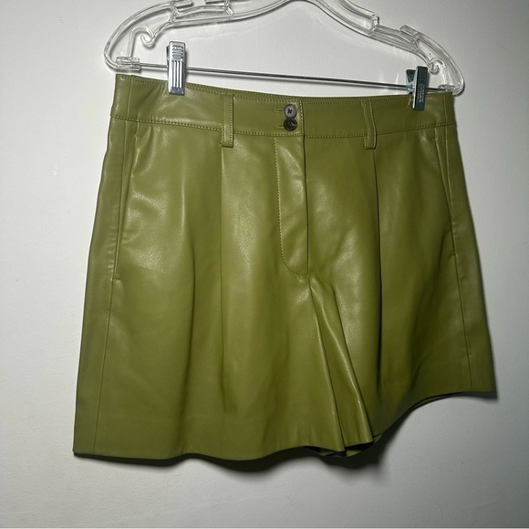 Rebecca Taylor High Waist Olive Faux Leather Shorts Size 4 - Picture 4 of 16